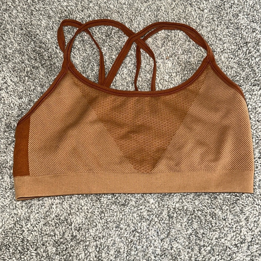 Reebok sports bra size medium